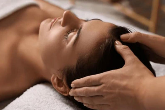 Индийский массаж головы "Чампи"